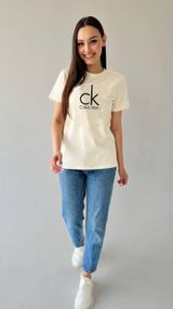 Жіноча футболка Calvin Klein молоко
