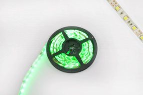 Стрічка світлодіодна SMD 5050 зелена, вологостійка, 60 крист / 1м, бухта 5м