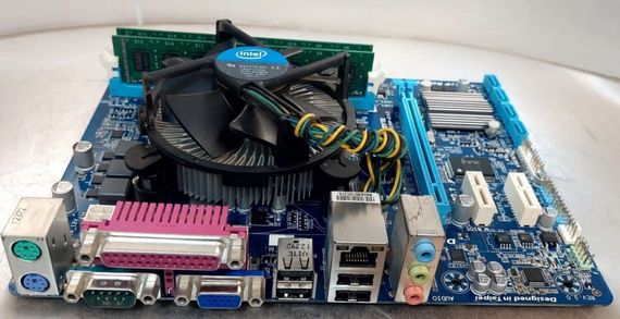 Комплект: Материнська плата Gigabyte GA-H61M-DS2 / Intel Core i5-3470 (4 ядра по 3.2 - 3.6 GHz) / 8 GB DDR3 / Intel HD Graphics 2500 / Socket LGA1155 / Кулер б/в | Зображення 4