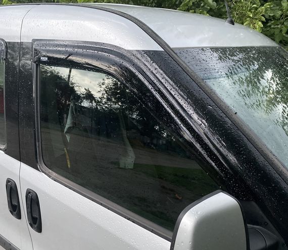 Ветровики (2 шт, Niken) 2010-2015, 2 штуки для Fiat Doblo II