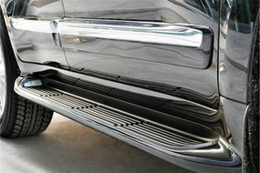 Боковые подножки с LED (дизайн 2015-2020) Белый цвет для Toyota Land Cruiser 200