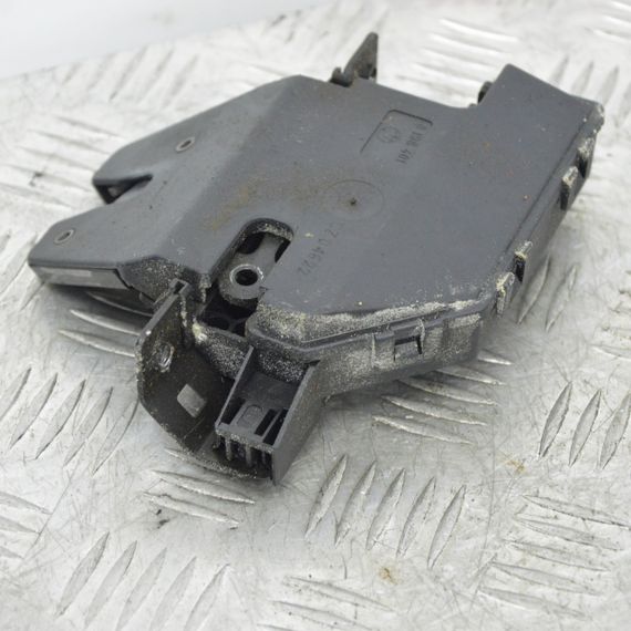 Замок кришки багажника 2.0 BMW E46 1998-2005 Замок задніх дверей БМВ е46 8196401 | Зображення 1