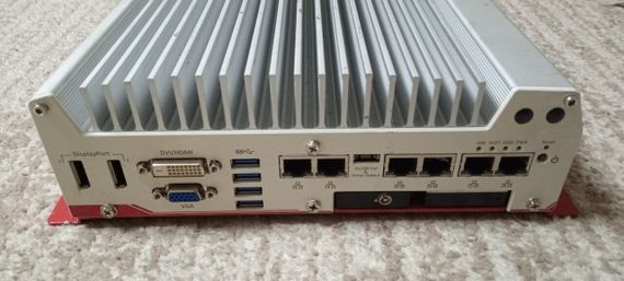 Промышленный ПК Neousys Nuvo-5000LP / Intel Core i7-6700TE (4 (8) ядра по 2.4 - 3.4 GHz) / 8 GB DDR4 / 120 GB SSD / Intel HD Graphics 530 б/у | Зображення 1