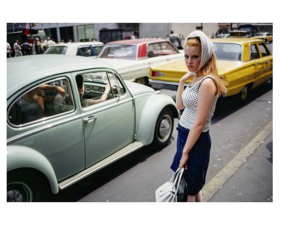 Книга про мистецтво світлини Гаррі Виногранд Garry Winogrand: Winogrand Color подарункові книги для фотографів | Зображення 7
