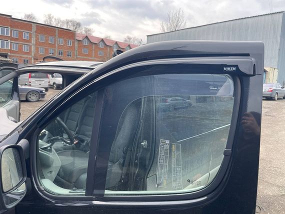 Вітровики (2 шт, Niken) для Nissan Primastar 2002-2014 рр | Зображення 1