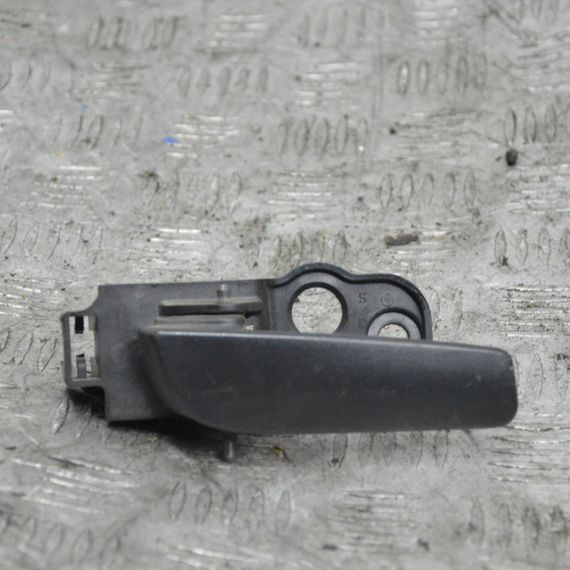 Ручка передньої лівої двері внутрішня Fiat Fiorino 2007-2021 Ручка дверей ліва Фіат Фіоріно T044