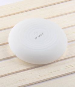 Бездротова зарядка з підсвічуванням Awei W7 (7 кольорів)