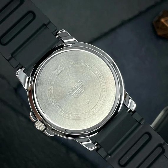 Чоловічий годинник Casio MTP-VD01-1E | Зображення 4