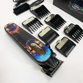 Моющаяся машинка для стрижки VGR V-279 RED, Беспроводной триммер для стрижки и бритья QY-93