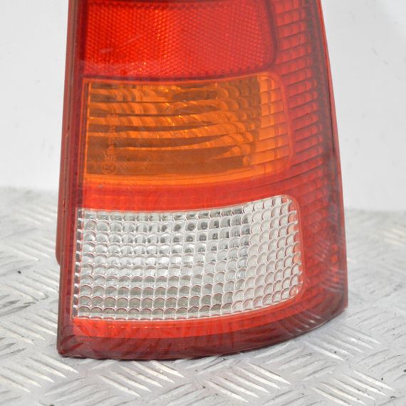 Ліхтар задній правий Ford Focus I 1998-2005 універсал Фара стоп задня права Форд Фокус 1 1M5113404CB | Зображення 2