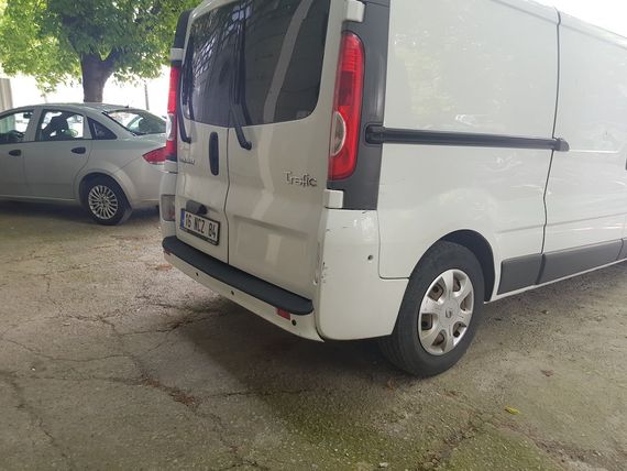 Накладка на задній бампер EuroCap (ABS) для Opel Vivaro 2001-2015 рр | Зображення 6