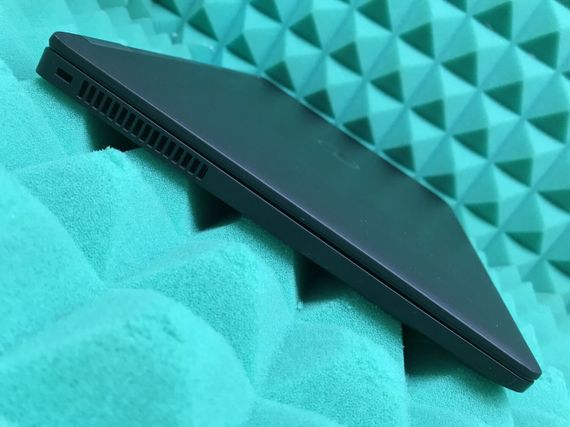 Ультрабук Б-класс Dell Latitude E7470 / 14" (1920x1080) IPS / Intel Core i7-6600U (2 (4) ядра по 2.6 - 3.4 GHz) / 8 GB DDR4 / 256 GB SSD / Intel HD Graphics 520 / WebCam / HDMI / Windows 10 б/у | Зображення 5