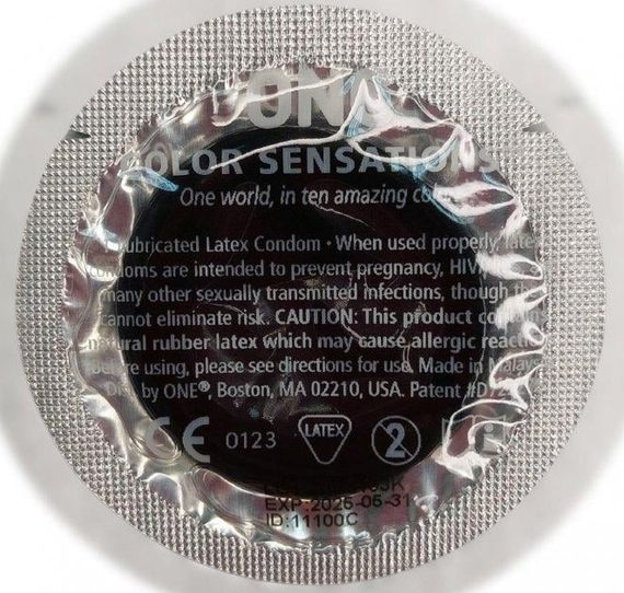 Набор латексных презервативов One Color Sensation силиконовой смазкой чёрного цвета(цена за 5 шт) sexstyle