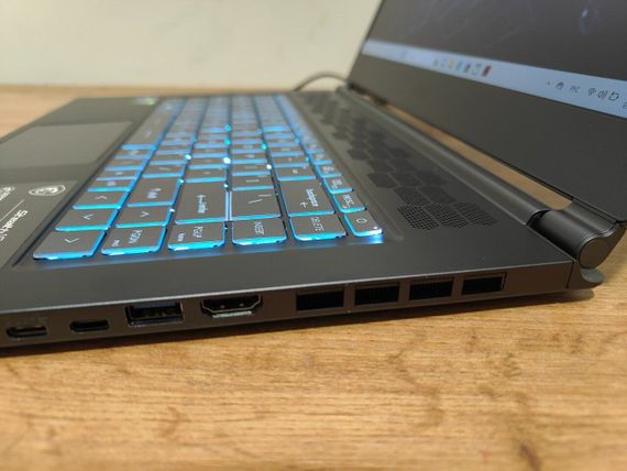 Игровой ноутбук MSI Stealth 15M A11UEKV / 15.6" (1920x1080) IPS / Intel Core i7-11375H (4 (8) ядра по 3.0 - 5.0 GHz) / 16 GB DDR4 / 512 GB SSD / nVidia GeForce RTX 3060, 6 GB GDDR6, 192-bit / WebCam / Windows 10 Home б/у | Зображення 8
