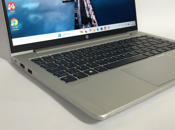 Ультрабук Б-клас HP ProBook 445 G10 / 14" (1920x1080) IPS / AMD Ryzen 3 7330U (4 (8) ядра по 2.3 - 4.3 GHz) / 8 GB DDR4 / 256 GB SSD / AMD Radeon RX Vega 6 Graphics / WebCam / Win 11 Pro б/в + Подарунок Флеш-накопичувач Kingston 64 ГБ | Зображення 8