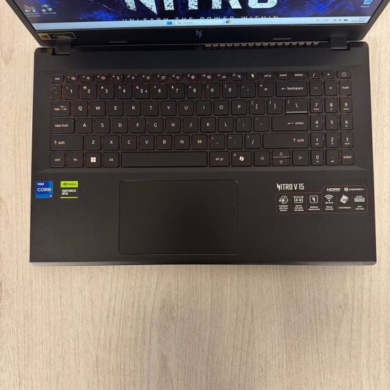 Игровой ноутбук Acer Nitro V 15 ANV15-52 / 15.6" (1920x1080) IPS / Intel Core i7-13620H (10 (16) ядер по 2.4 - 4.9 GHz) / 8 GB DDR5 / 512 GB SSD / nVidia GeForce RTX 4050, 6 GB GDDR6, 96-bit / WebCam б/у | Зображення 2