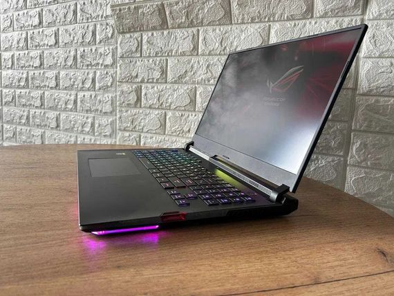 Ноутбук Asus ROG SCAR 17.3" IPS 360Hz Ryzen 7 5800H 32Gb SSD 1Tb RTX 3080-16Gb Б/У Б/В | Зображення 1