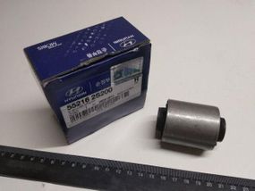 Сайлентблок заднього поперечного важеля Hyundai/KIA, MOBIS (552162S200) (55216-2S200)