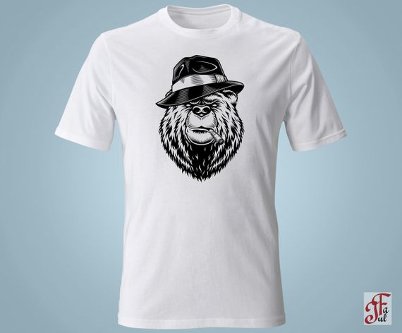 Жіноча футболка з принтом Wild bear In hat. S