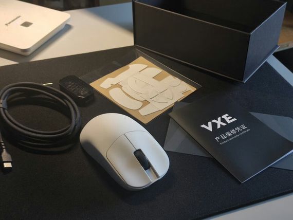 Безпровідна миша VXE MAD R MAJOR+ PAW3950 Wireless 8K, Біла | Зображення 8
