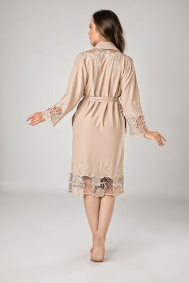 Женский халат Nusa 8670, трикотажный с кружевом, бежевый M | Зображення 1