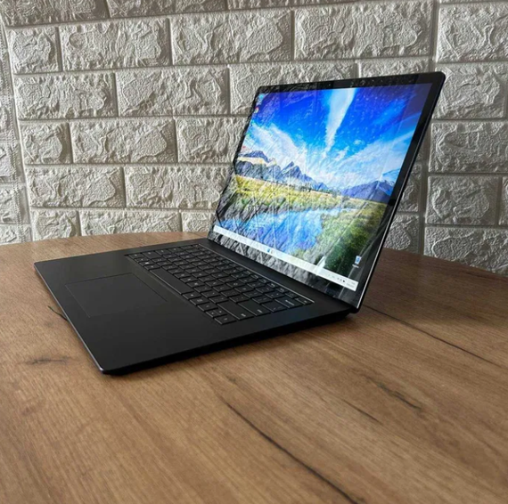 Ноутбук Сенсорний Microsoft Surface Laptop 5 15.0" IPS i7 1255U 16Gb SSD 512Gb  Б/В | Зображення 2