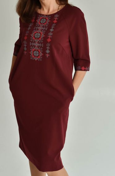 Женское платье вышиванка