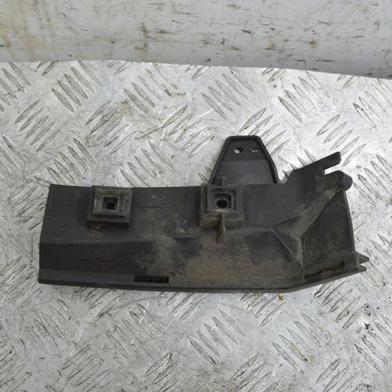 Кронштейн заднього бампера правий Volvo V50 2004-2007 Кріплення бампера заднє праве Вольво в50 30764179 | Зображення 1