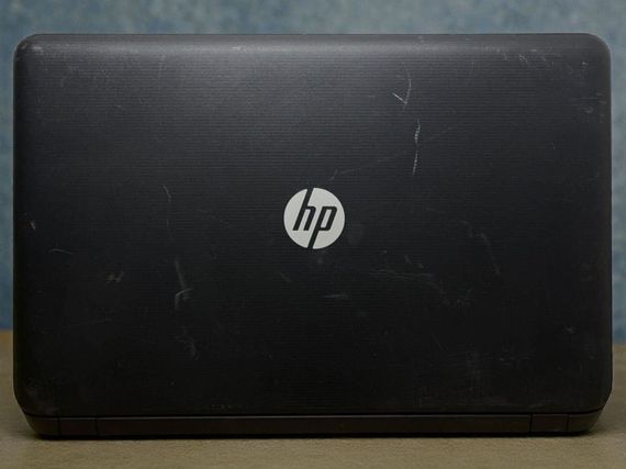 Ноутбук Б-клас HP 17-p023ng / 17.3" (1600x900) TN / AMD E1-6010 (2 ядра по 1.35 GHz) / 4 GB DDR3 / 120 GB SSD / AMD Radeon R2 Graphics / WebCam / DVD-ROM / Без АКБ б/в | Зображення 3