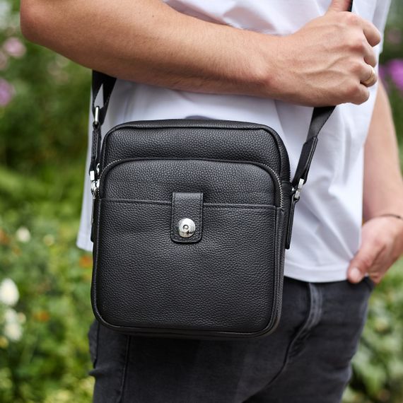 Чоловіча шкіряна універсальна сумка 24х20х8, барсетка зі шкіри, сумочка для чоловіків з регулюванням ручки, чорна | Зображення 4