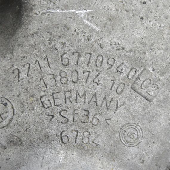 Кронштейн опори двигуна BMW E60 N52 2003-2010 Лапа опора мотора БМВ е60 22116770940 6770940 | Зображення 3