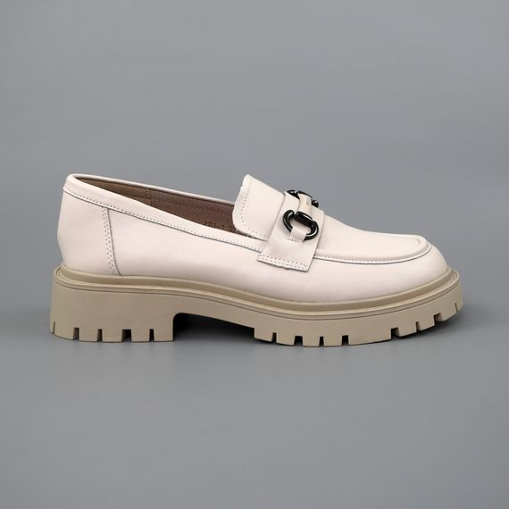 Лофери жіночі шкіряні 589565 Молочні 36 37 38 39 40 41