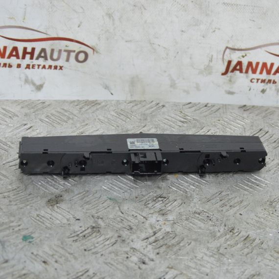 Блок кнопок в торпедо Opel Astra H Zafira B 2004-2010 Перемикач кнопок аварійка Опель Астра 13100112 | Зображення 3