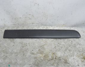 Молдинг передніх правих дверей Citroen C3 Picasso 2009-2017 Передня права накладка дверей Сітроен 9681742980