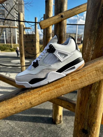 Кросівки Nike SB Air Jordan Retro 4 (white & gray)