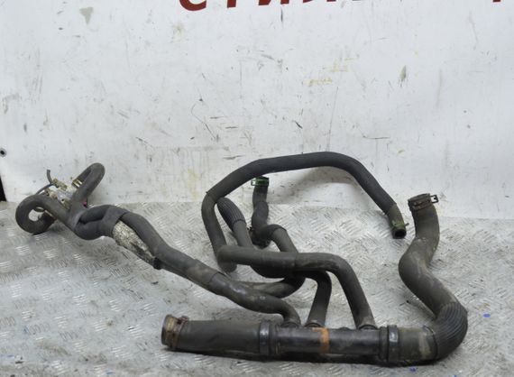 Патрубки системи охолодження 2.0 DCI Renault Laguna III 2007-2015 Трубка патрубок радіатора Рено 1800413515