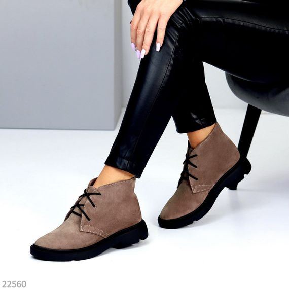 Модні практичні низькі черевики натуральна замша колір Капучіно | Зображення 5