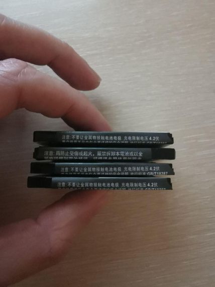 Аккумулятор Motorola BT50 трохи вздуті | Зображення 3