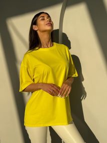 Женская футболка оверсайз трикотажная однотонная KV2024 цвет желтый, размер 42/52 onesize