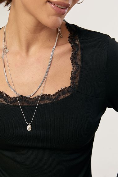 Лонгслів з мереживними вставками та з рукавами-кльош - чорний цвет, ONE SIZE (є розміри) | Зображення 3