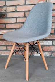 Стілець Eames тканина, сірий на букових ногах висота сидіння 46 см