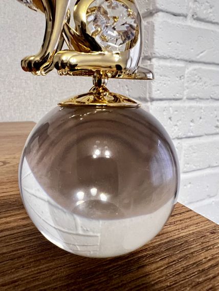 Колекційна фігурка зі стразами Cat Globe 12 см | Зображення 2