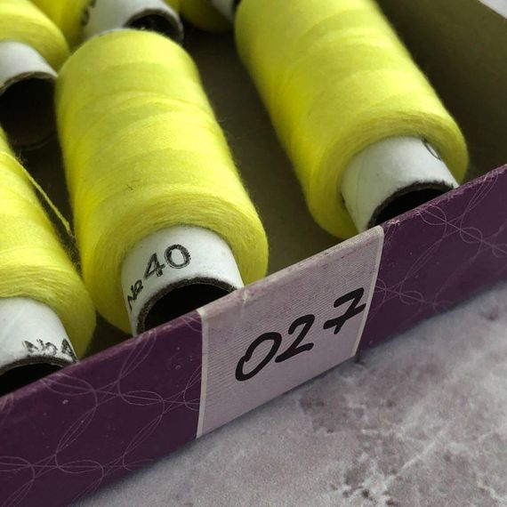 027 Нитки в котушках, для шиття 100% поліестер 40/2 (боб 200м) | Зображення 2