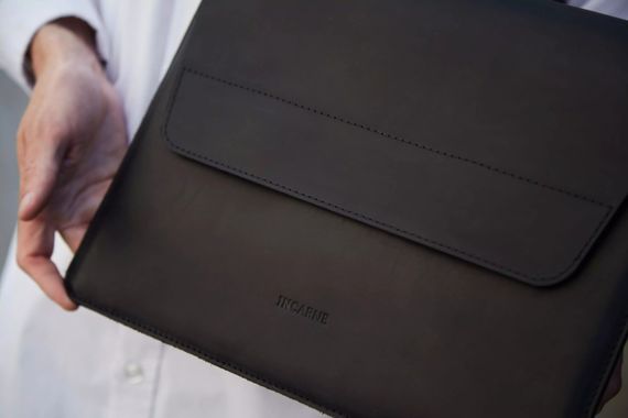 Чохол для ноутбука вінтажний Incarne Line MacBook Air 13" 2018-2025 line-black-vintage-air-13 чорний | Зображення 8