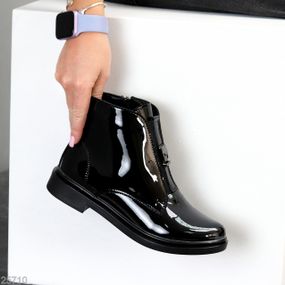 Стильні зручні зимові чорні черевики натуральна шкіра глянець 39