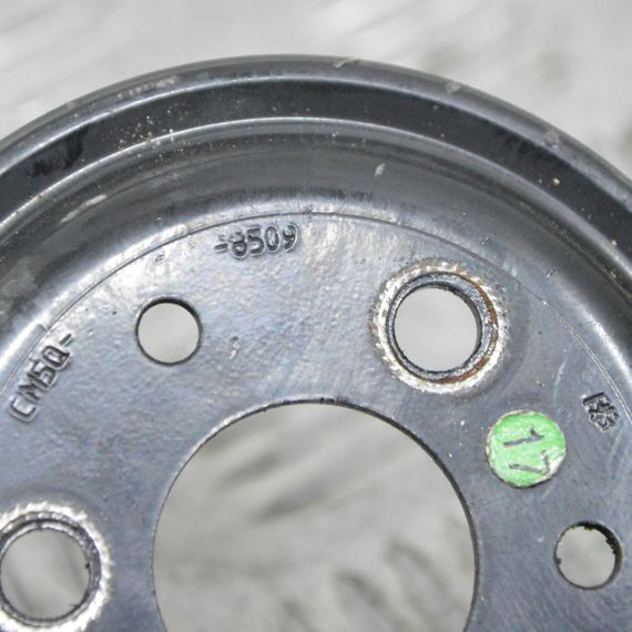 Шків помпи 1.0 Ecoboost Ford Focus III Fiesta Шків насоса радіатора Форд Фокус 3 CM5Q8509BB | Зображення 3