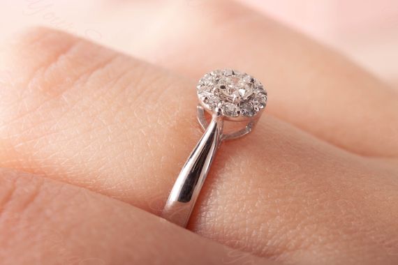 Кольцо из белого золота с бриллиантами 19 | Зображення 7