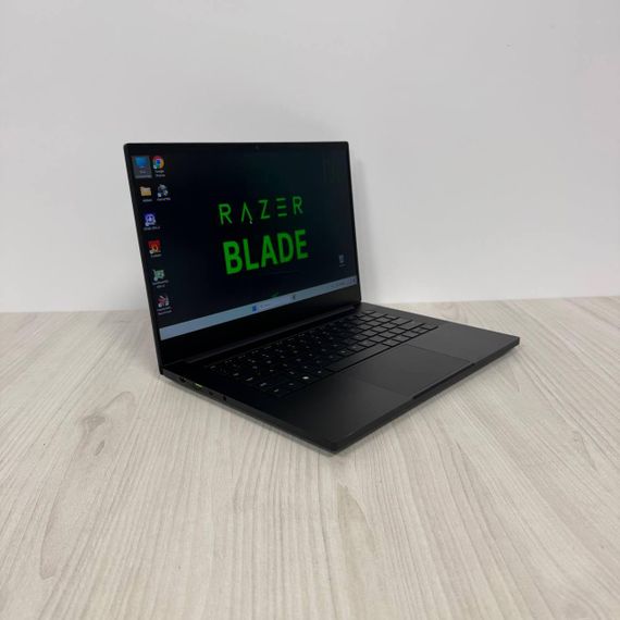 Ноутбук Razer Blade 14 RZ09-0427 14.0 2K IPS 165Hz Ryzen 9 6900HX 16Gb SSD1Tb NVMe RTX3070Ti-8Gb Б/В | Зображення 4