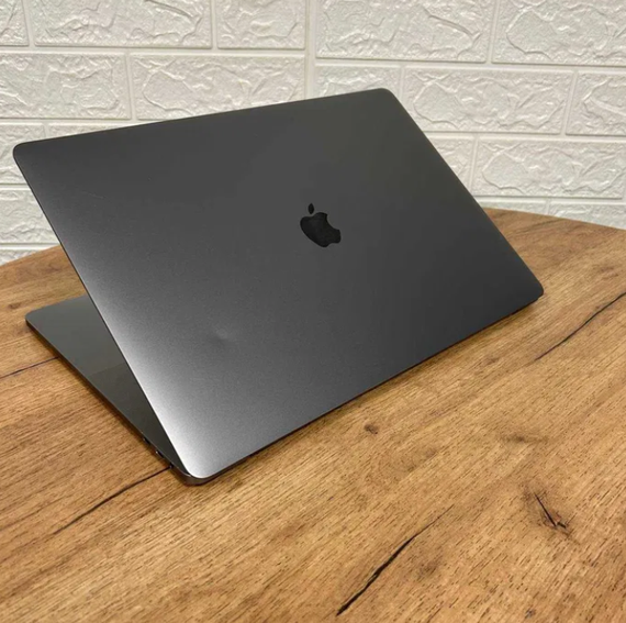 Ноутбук MacBook Pro 16 A2141 2019 i7 2,6GHz 16Gb SSD 512Gb Radeon 245циклів Б/В | Зображення 3