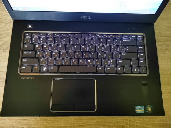 Ноутбук Dell Vostro 3550 + 15.6 HD + i7 + Radeon + SSD + 8 GB  Б/В | Зображення 2